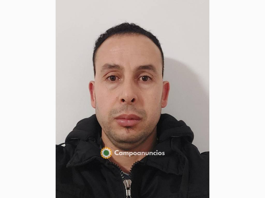 Buscando trabajo de mozo  en Cádiz