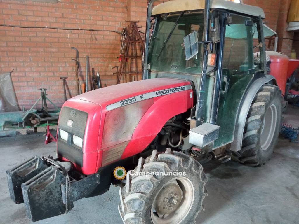 Massey Ferguson - 3330F en Lleida