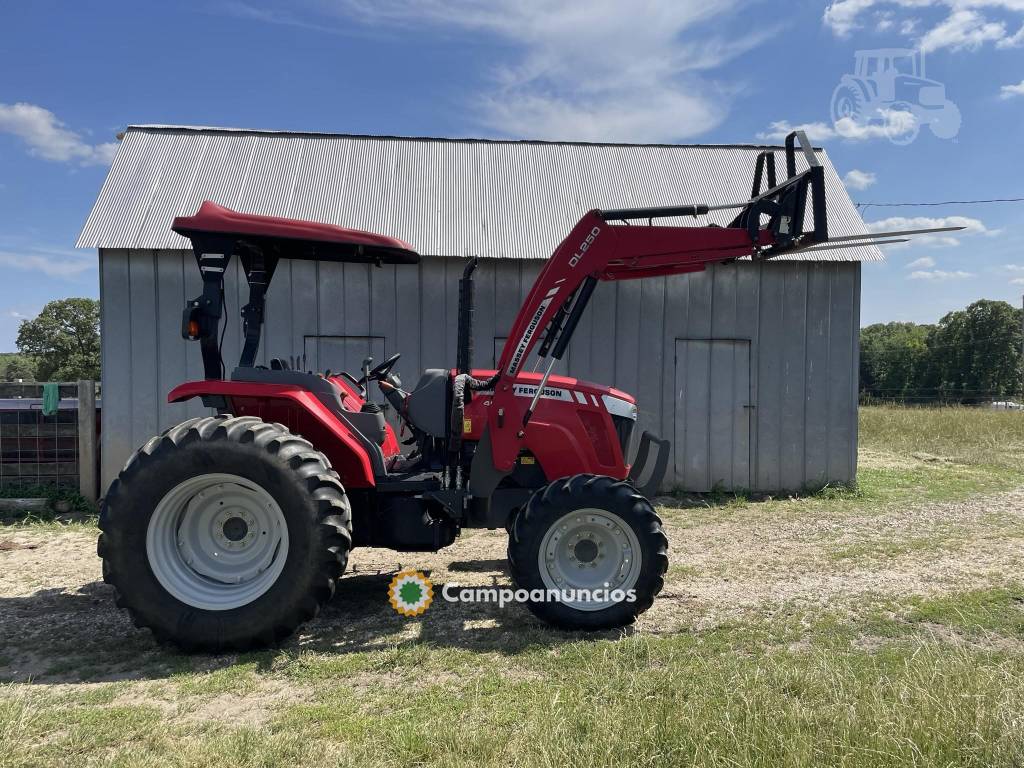 Massey Ferguson - 4608 en Girona