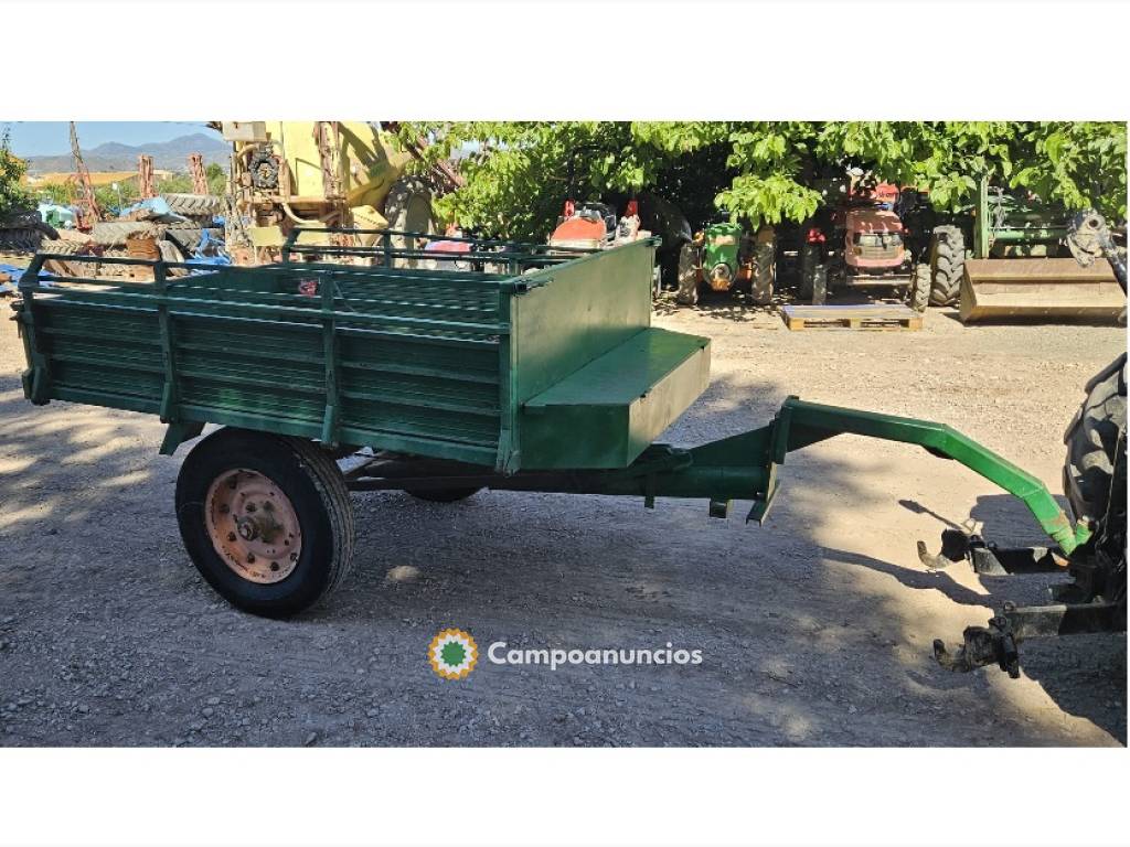 REMOLQUE BASCULANTE PARA MINITRACTOR.  en Murcia