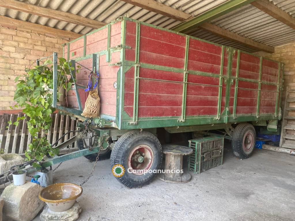 Se vende remolque agrícola de 10 Tm
