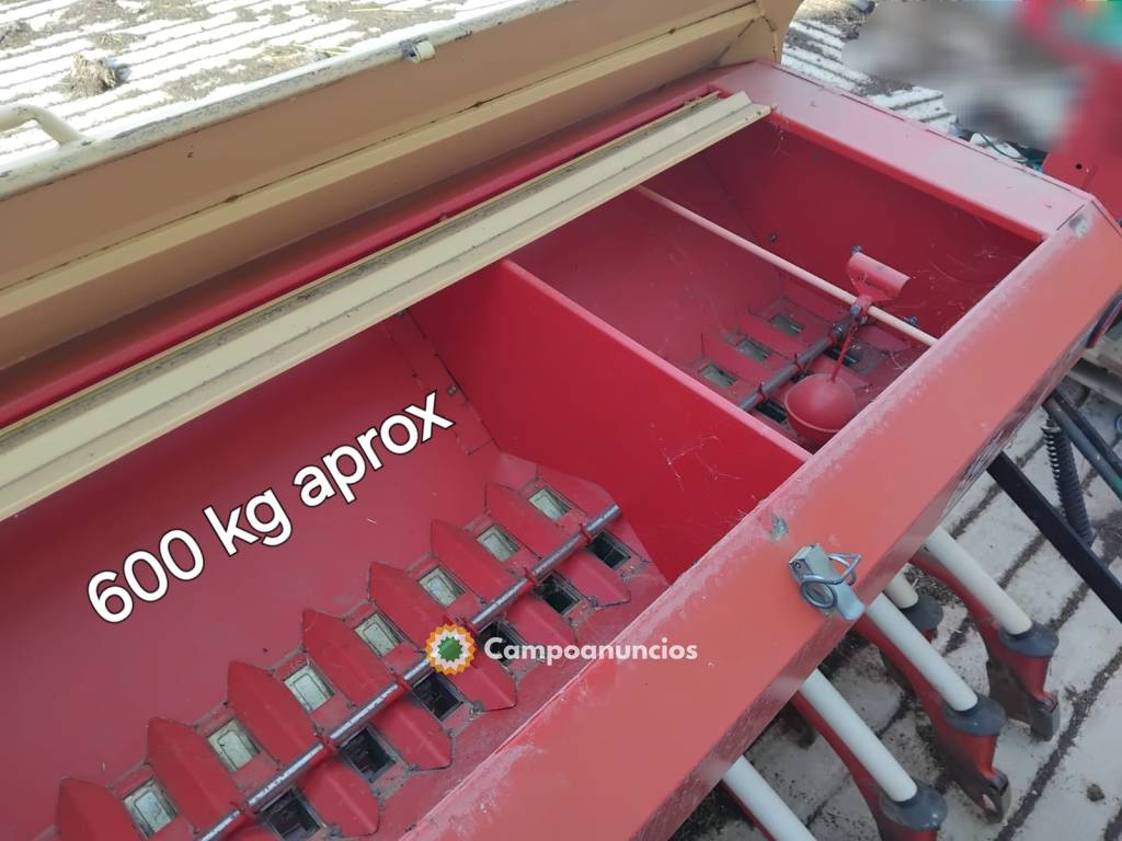 Sembradora Cereal Sola EUROSEM-888 3,5m en León
